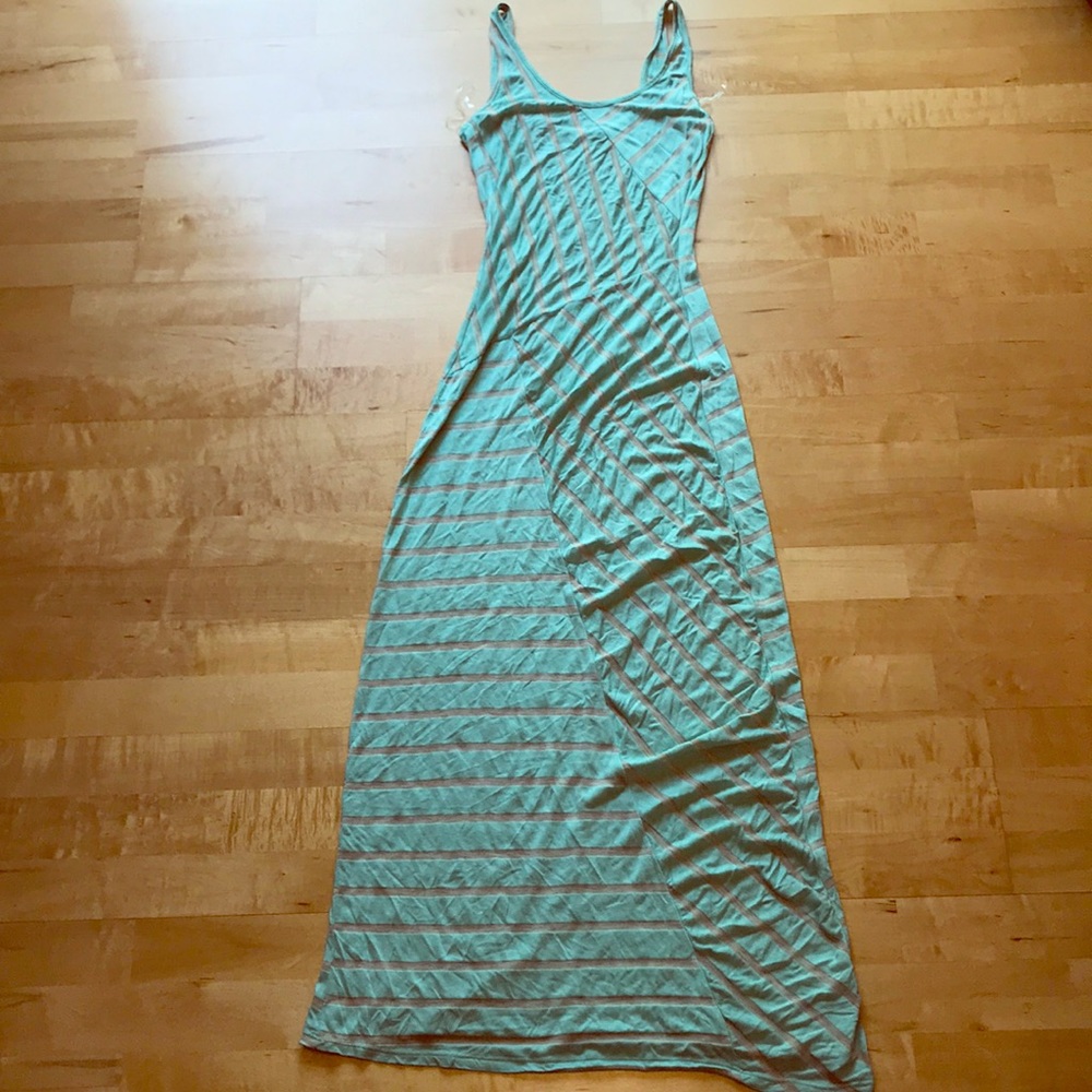 Charlotte Russe medium maxi dress turquoise gray